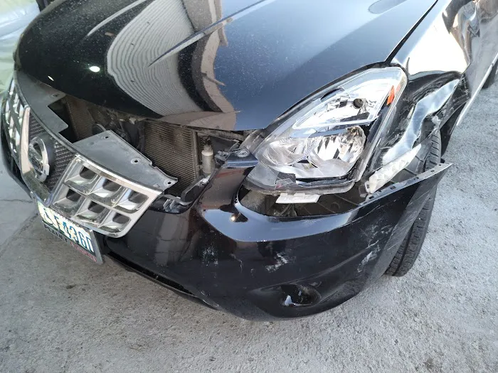 Al's Auto Body & Repair Shop 0
