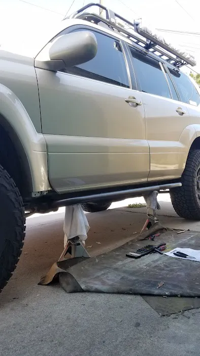 White Knuckle Off Road 1