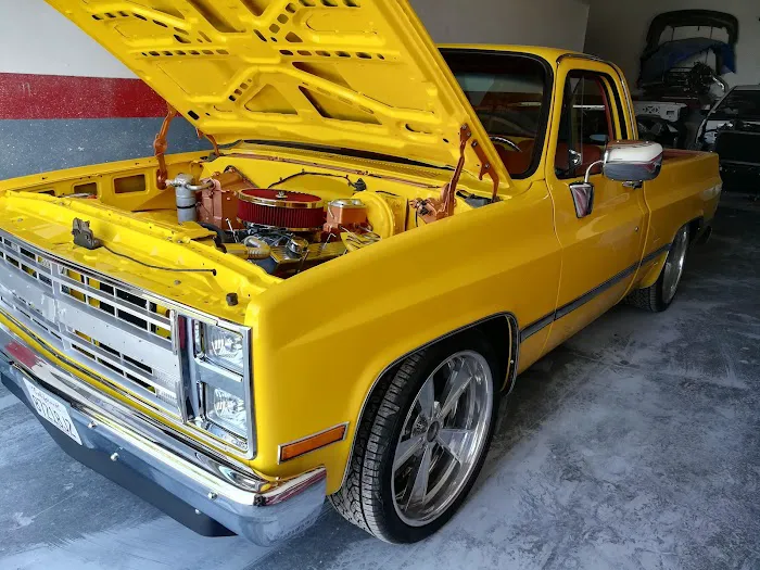 Mojave Paint and Body 5