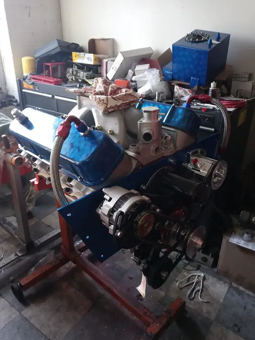 Hunter Engine & Auto Repair 3