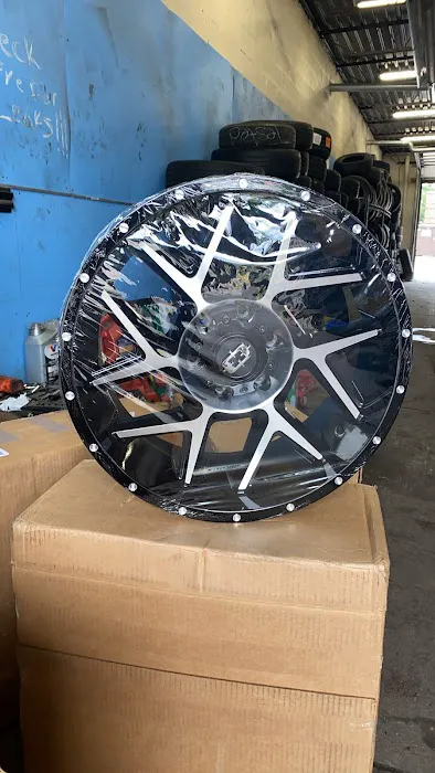 Jays tire shop 4