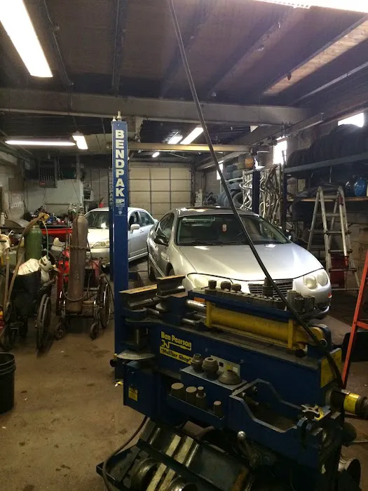 Mr C & Me Auto Service Center 0