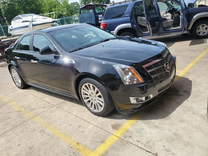 Oscar Auto Care 3