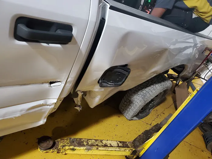 Oscar Auto Care 6