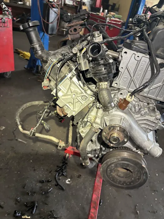 San Isidro Auto Repair 0