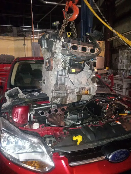 San Isidro Auto Repair 6