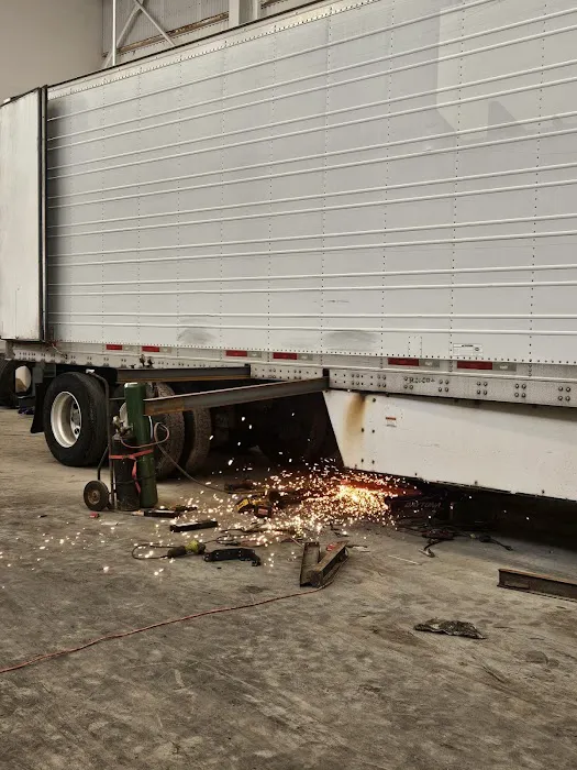 V&D Truck Repair LLC 4