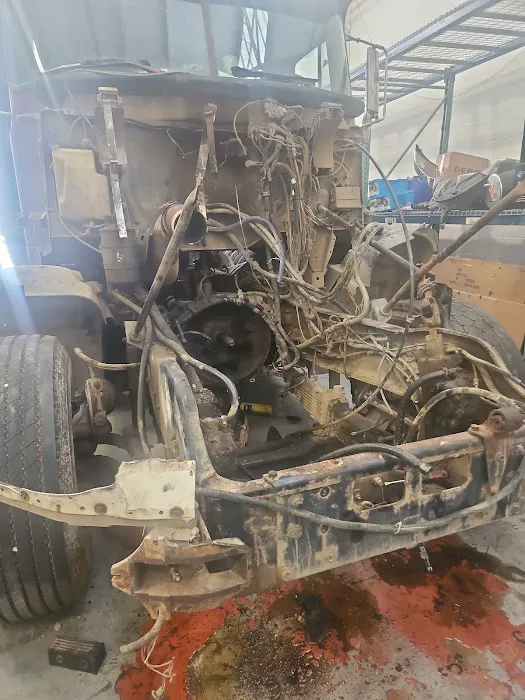 V&D Truck Repair LLC 9