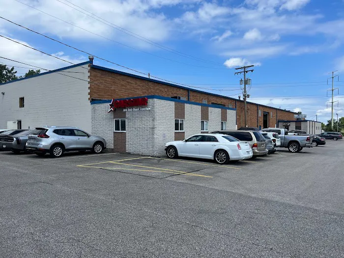 CARSTAR IGear Auto Body & Frame 8
