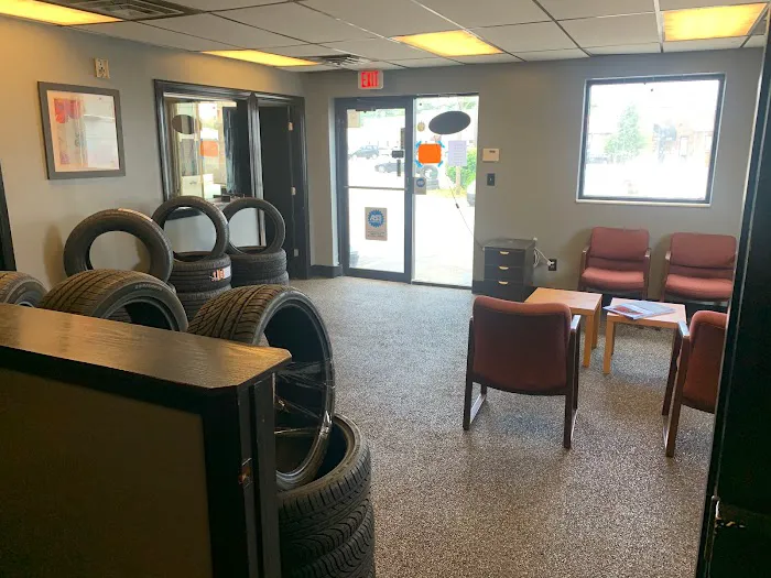 BRONZESTONE TIRES AND AUTO CARE 3