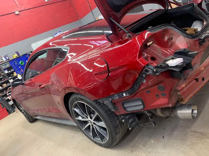 Global Automotive & Collision 6
