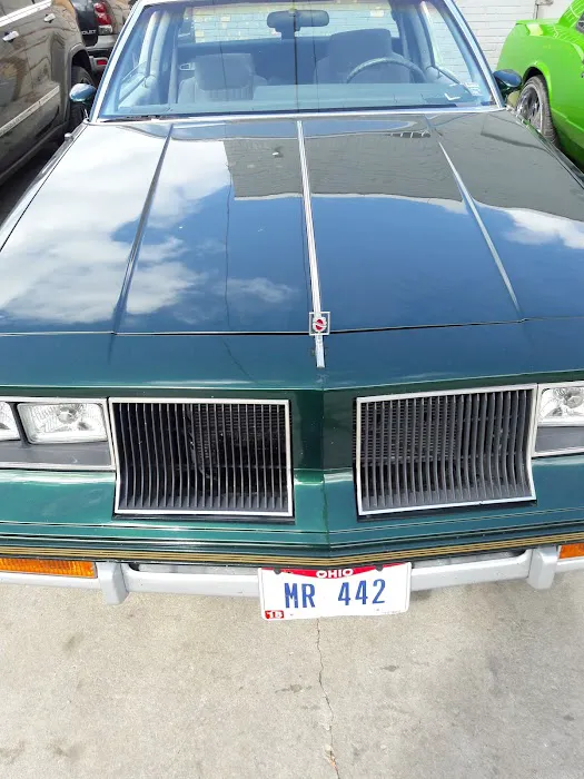 Piney Auto Repair & Custom Services 0