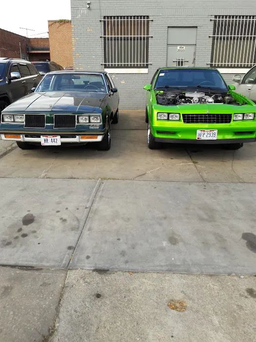 Piney Auto Repair & Custom Services 1