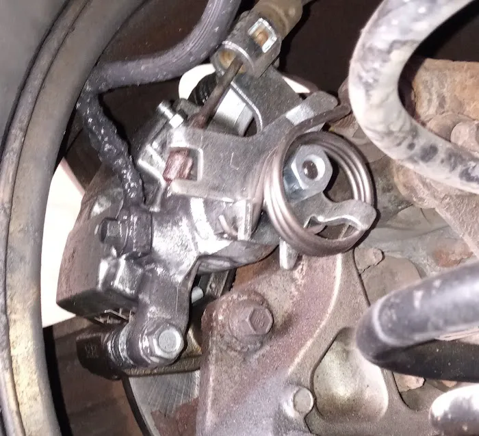Moe's Tire Center 7