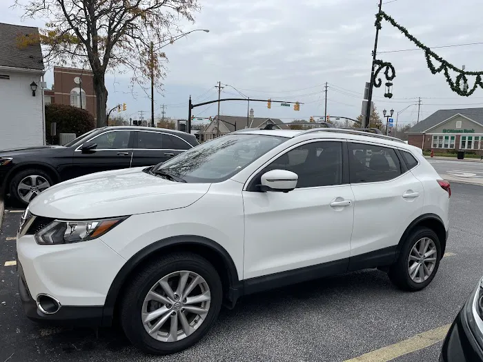 Brooks Auto Center 4