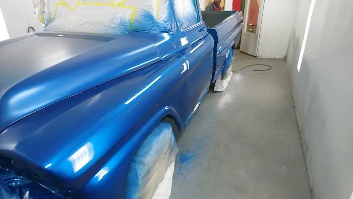 Collision Master Auto Body and Sales 1