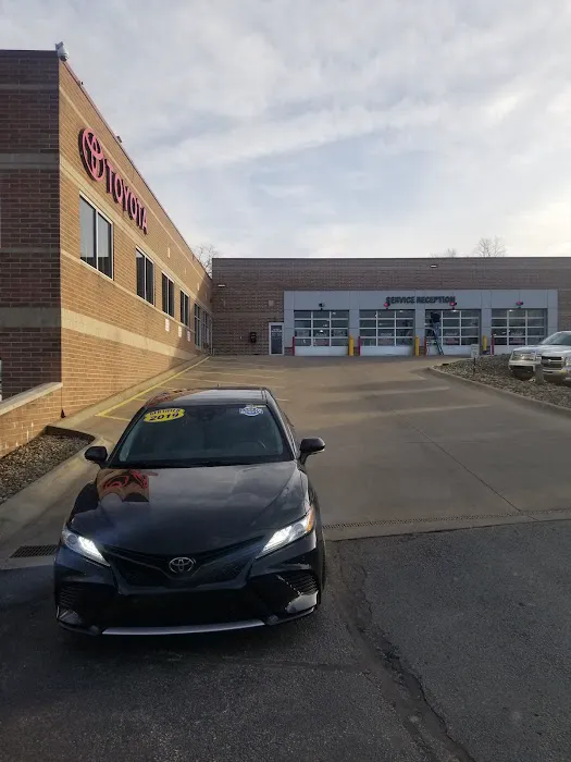 Toyota Cleveland Heights Service Department 1