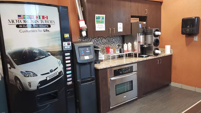 Toyota Cleveland Heights Service Department 2
