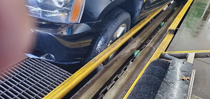 A & A Auto Service 8