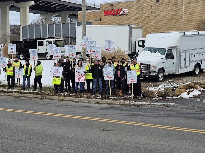 Quick Lane at Valley Ford Truck 5