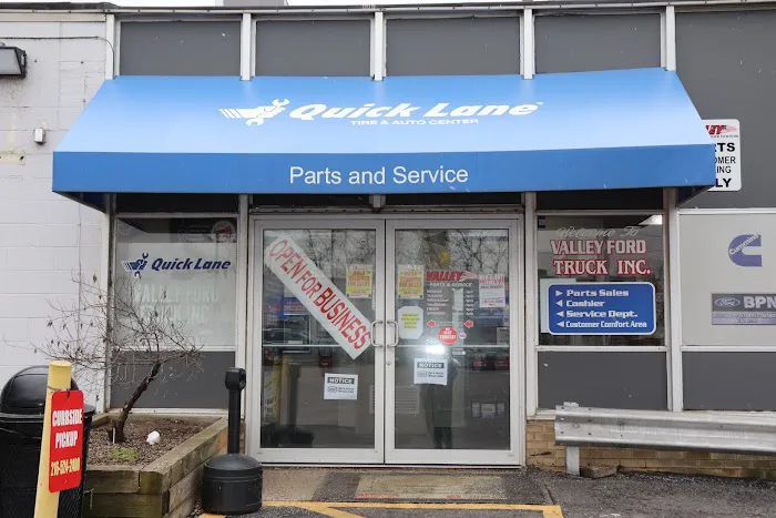Quick Lane at Valley Ford Truck 8