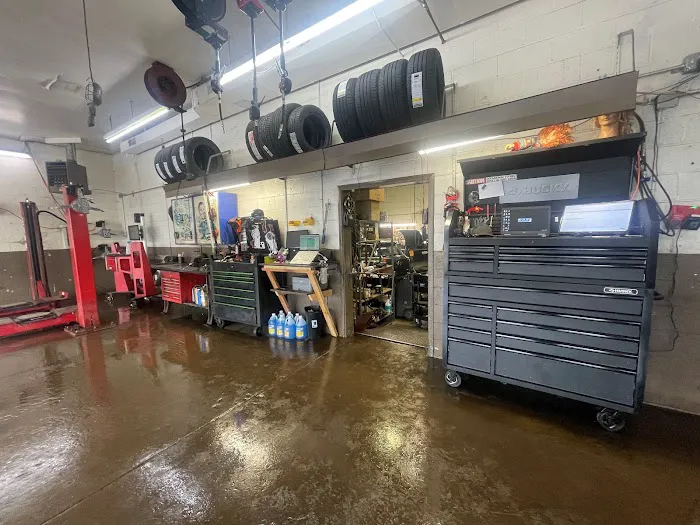 Beaulieu Auto Center 7