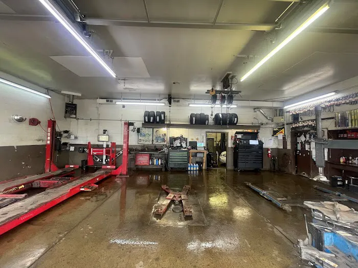 Beaulieu Auto Center 9