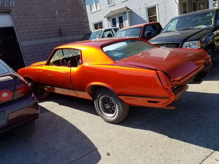 Cleveland's Classic Auto Body 7