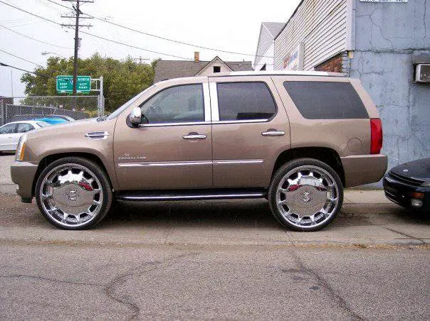 Creative Touch Auto Body 3