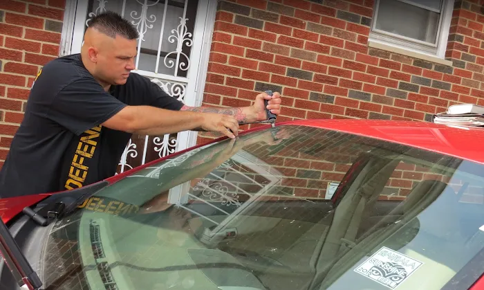 Defender Auto Glass - Mentor 9
