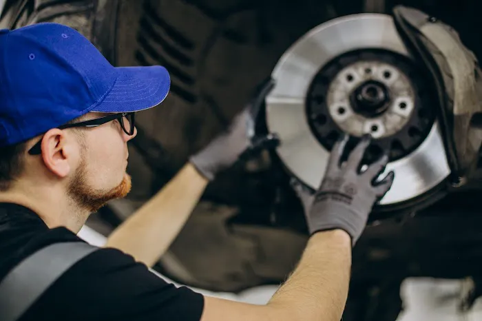 Expertise Mobile Tire and Brake 8