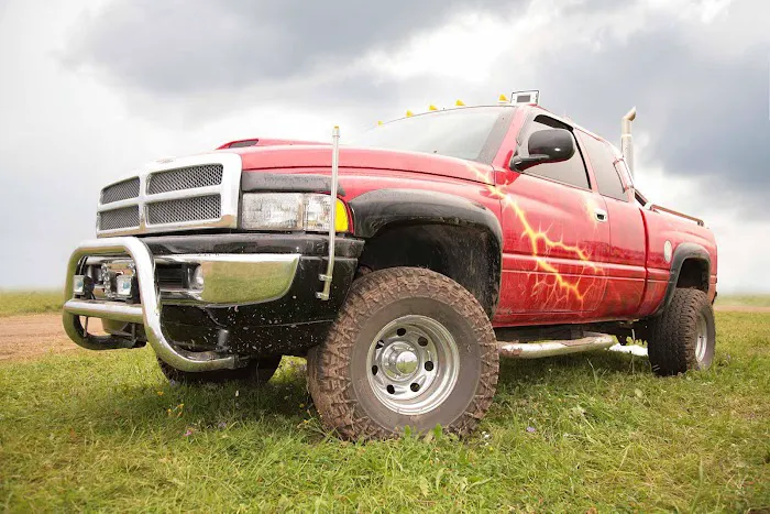 A Better Truck Cap & Hitch 6