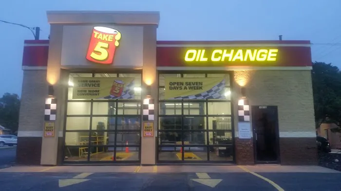 Take 5 Oil Change 1