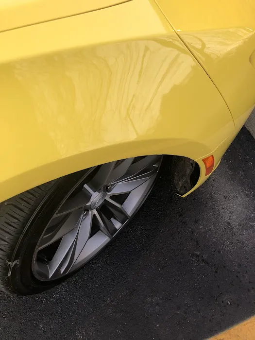 Serpentini Collision Center - Middleburg Heights 0