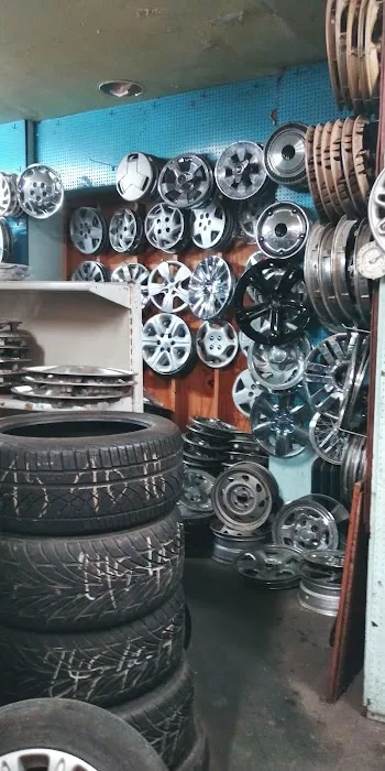 Hubcap Heaven 6