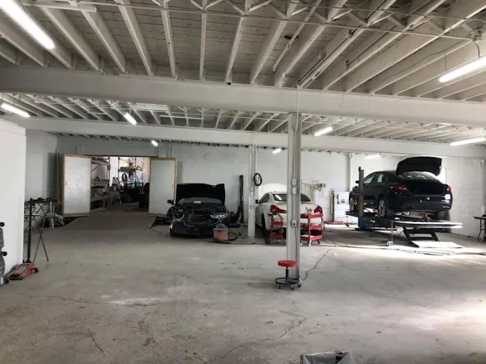 iDrive Collision Center 6