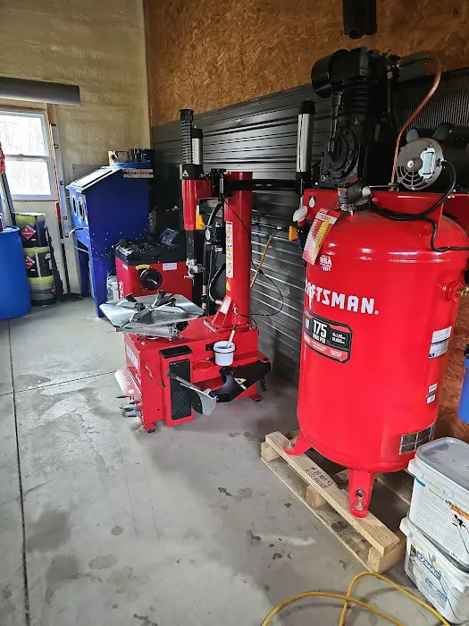 Sill's Garage 1