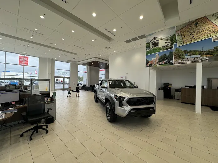 Victory Toyota of Ashtabula County Service 3