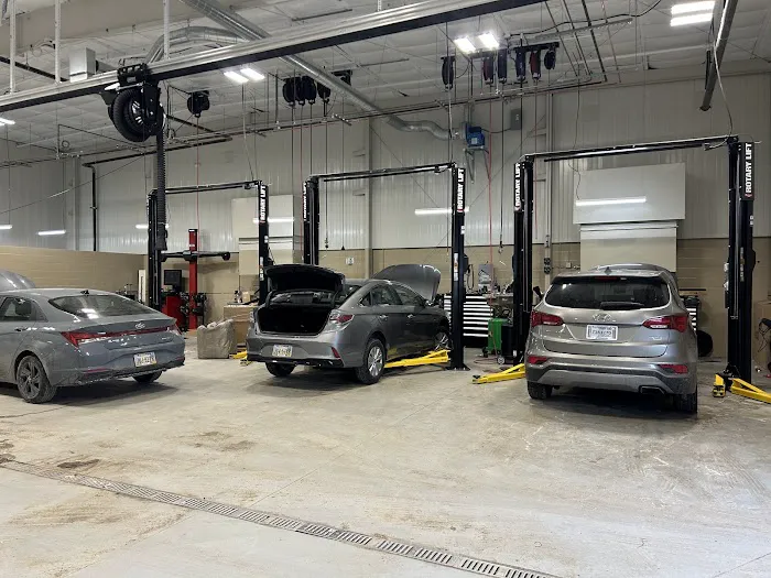 Victory Hyundai Service 8