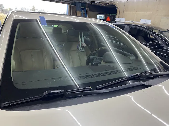 84 Auto Glass 7