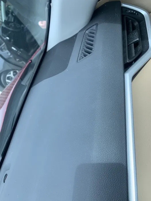 84 Auto Glass 1