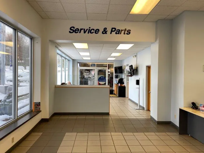 Montrose Chrysler Jeep Dodge Ram Service Department 7