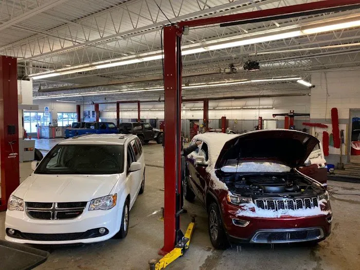 Montrose Chrysler Jeep Dodge Ram Service Department 4