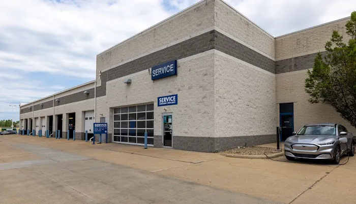 Ford East Service Center 8
