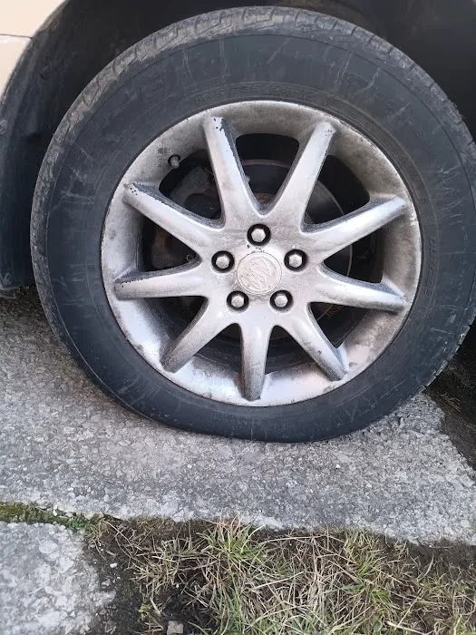Lee tire discount 5