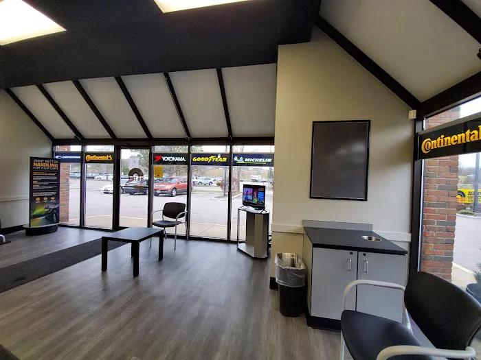 Mr. Tire Auto Service Centers 7