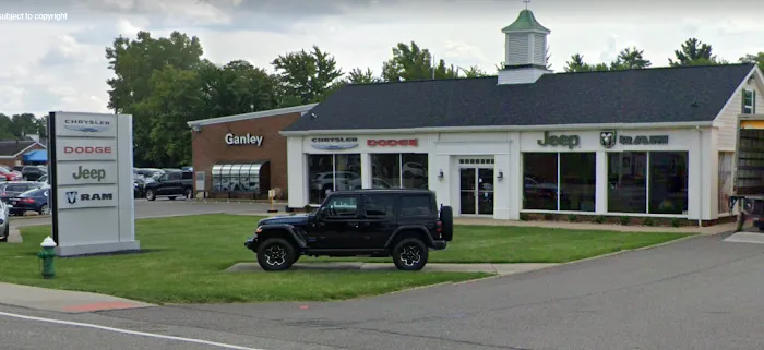 Ken Ganley Chrysler of Aurora Service 5
