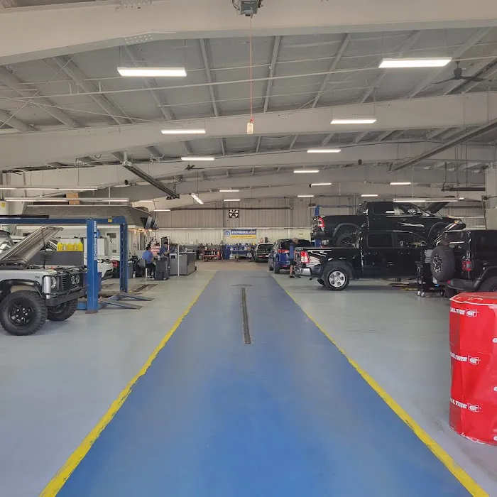 Ken Ganley Chrysler of Aurora Service 1