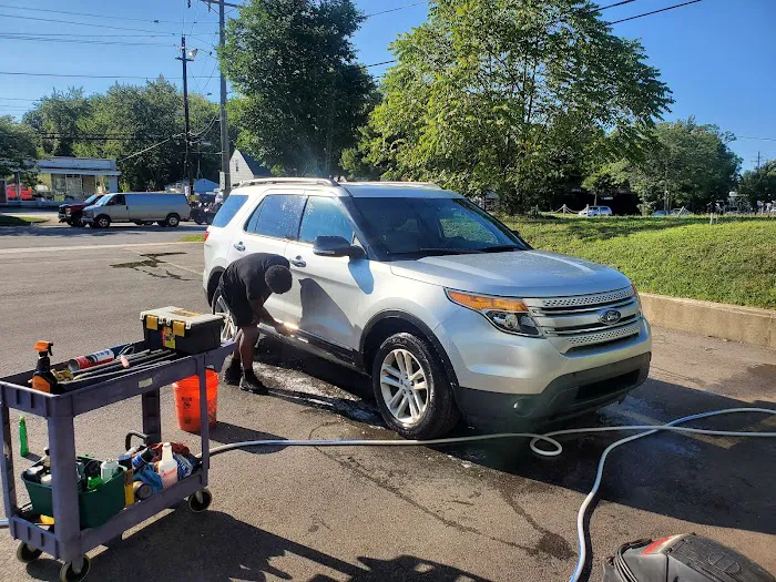 R City Auto inc 4