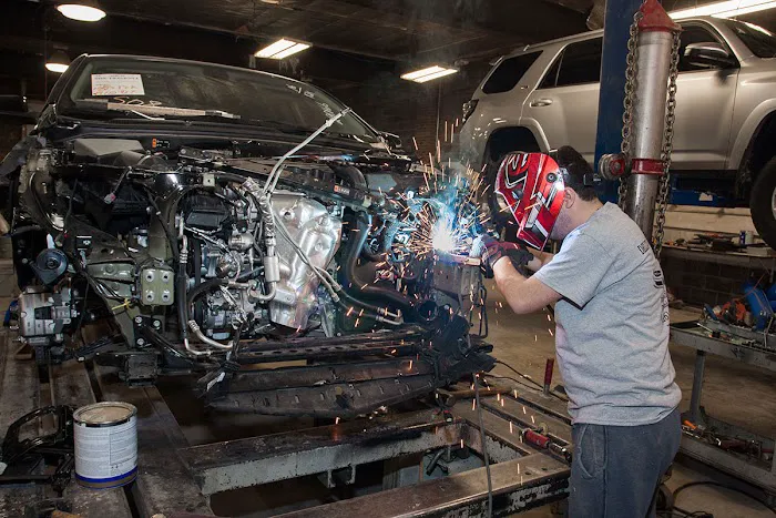 Deluxe Auto Body and Frame 2